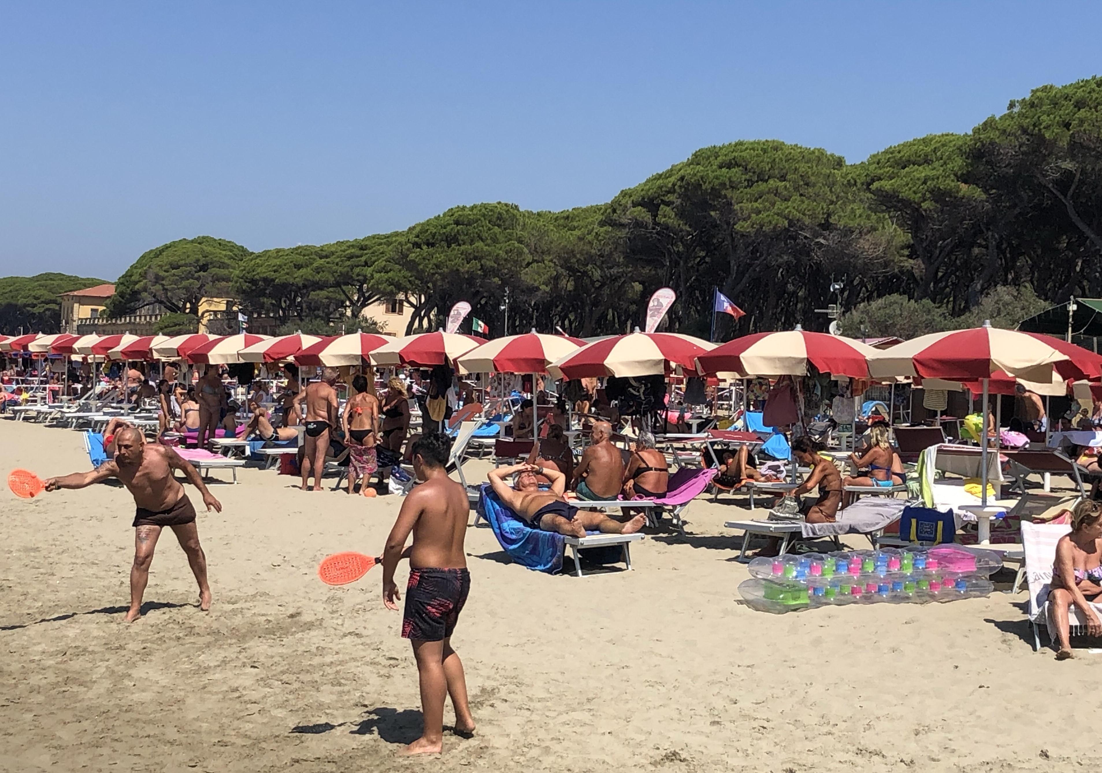 La spiaggia di Follonica (foto Giorgio)
