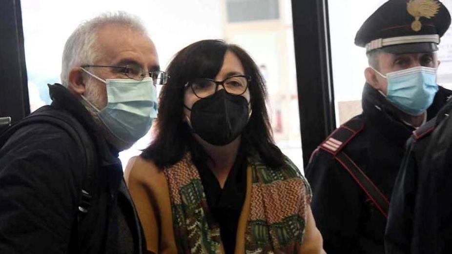 «Fa specie che un funzionario danneggi di proposito i bambini»