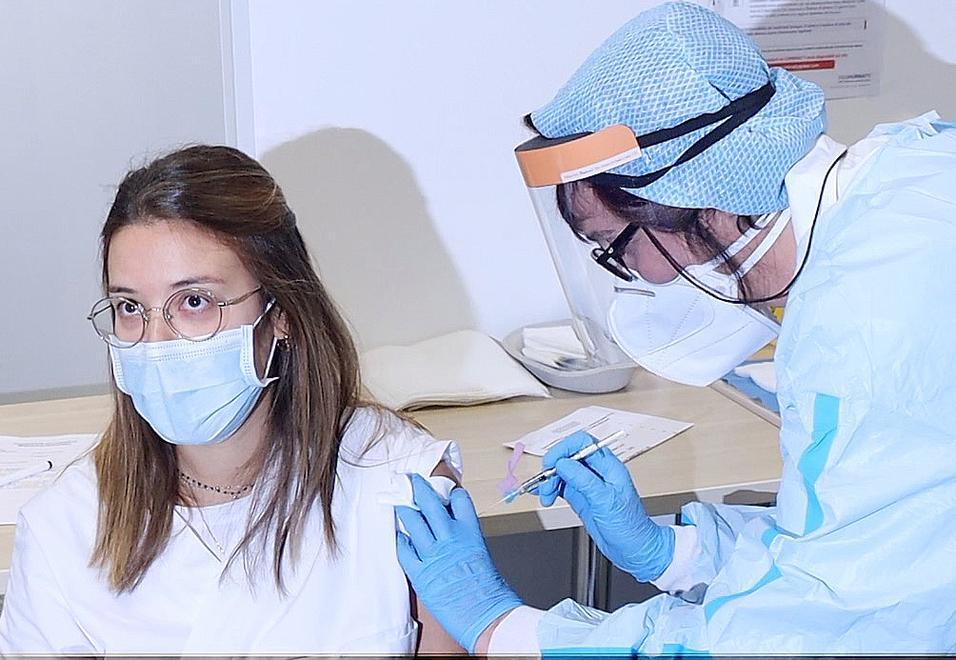 Il V-Day al Sant’Anna La giornata “storica” di cinquanta vaccinati 