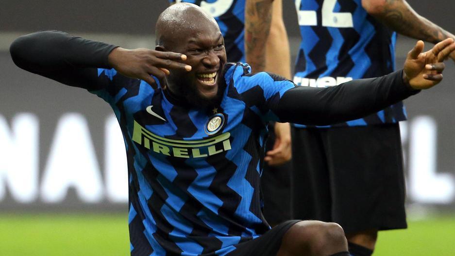Scudetto d’inverno e zona Champions, Inter e Milan si lanciano in volata