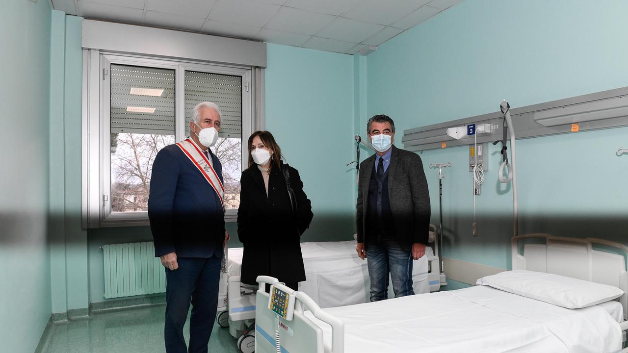 Inaugurato il reparto Covid da 155 posti all'ex ospedale di Lucca