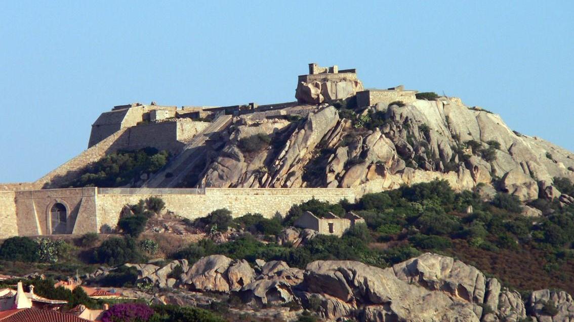 La fortezza di Monte Altura (foto Alberto Maisto)
