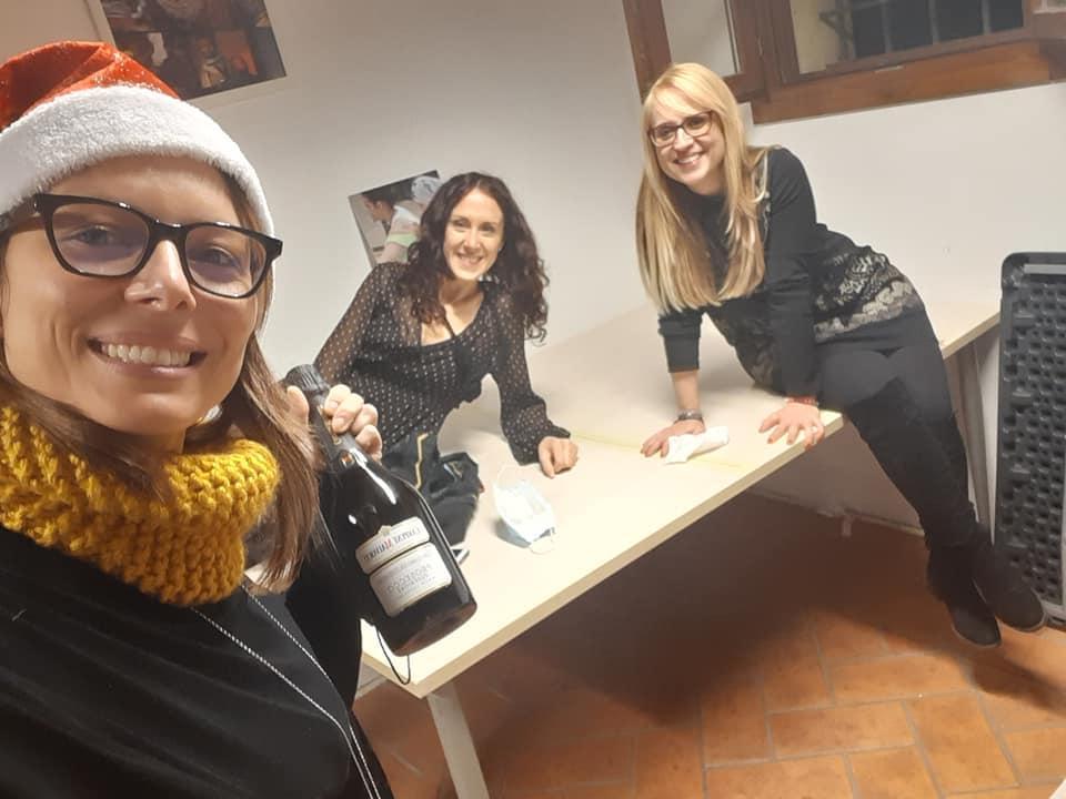 Il brindisi a consegne ultimate