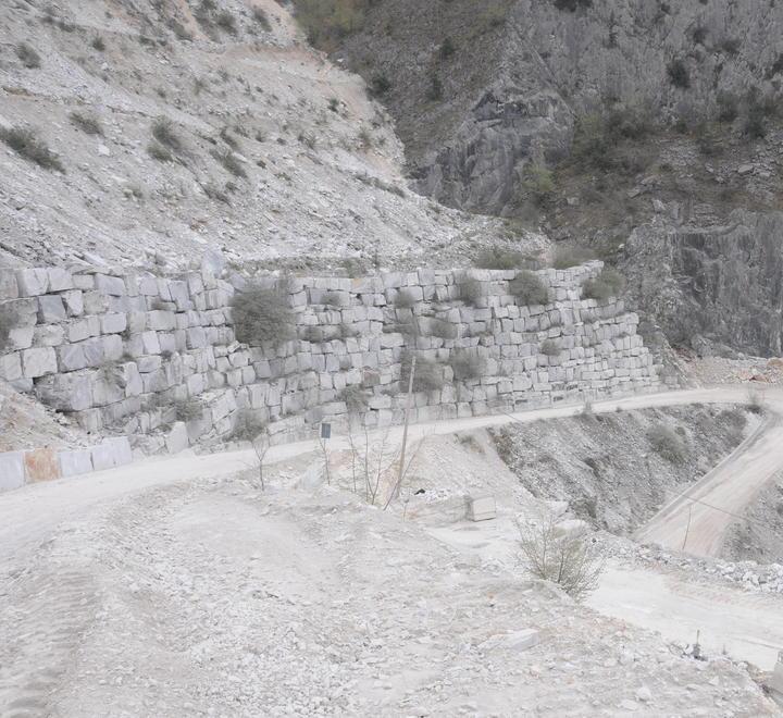 Tassazione del marmo: mancano 1,7 milioni nelle casse del Comune 