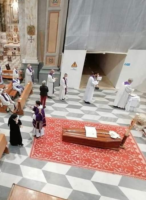 Celebrati i funerali di monsignor Sergio Pintor