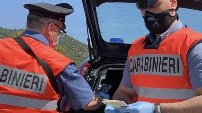 Tortolì, sorpresi con un ordigno artigianale due giovani denunciati dai carabinieri
