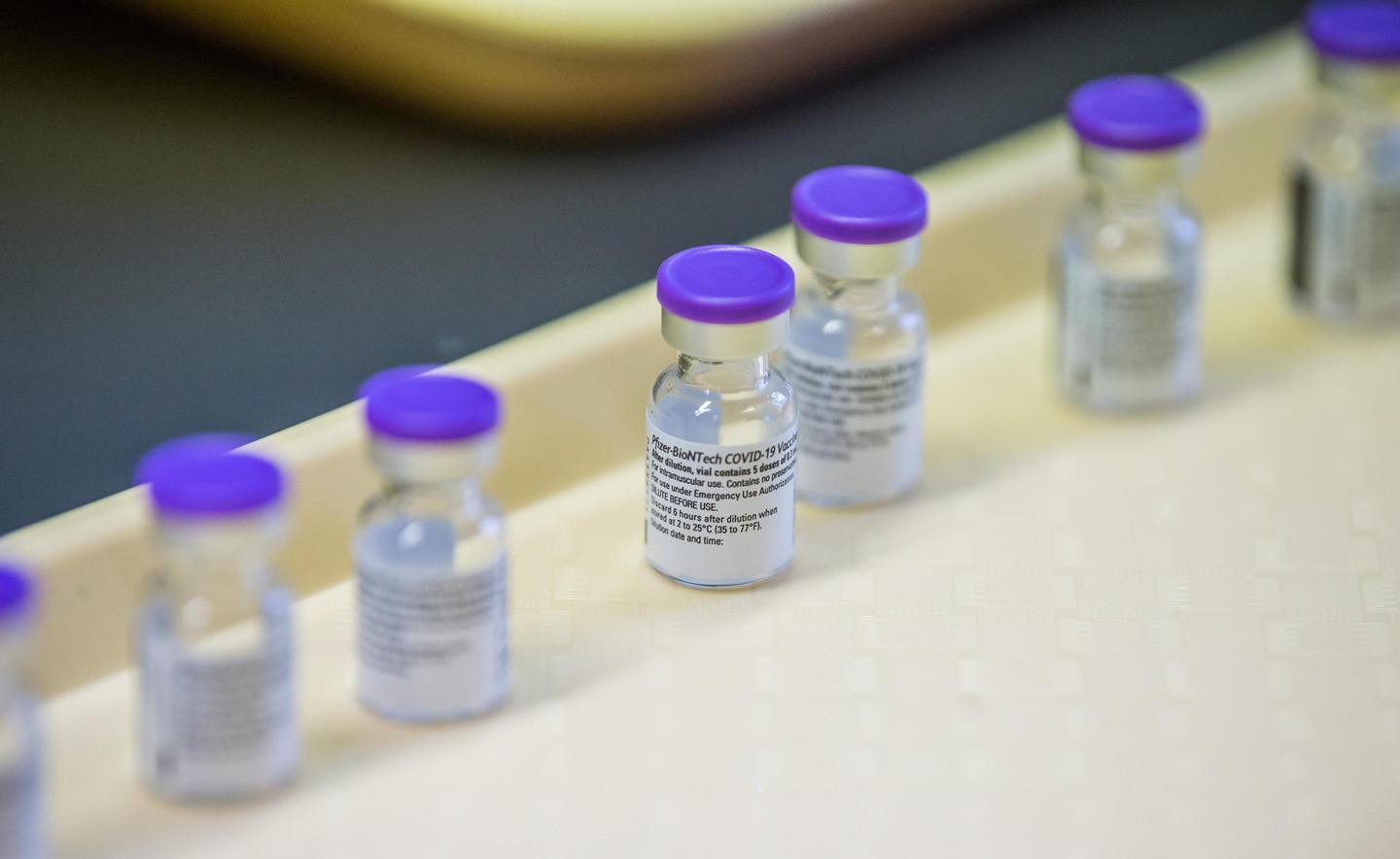 Vaccini, rinviato a domani l’arrivo della seconda fornitura 