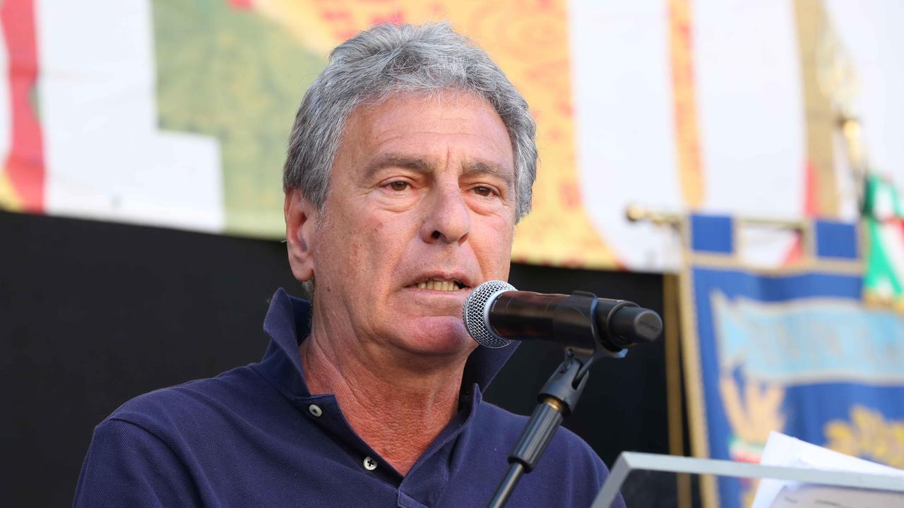 Gli auguri ai reggiani del segretario provinciale della Cgil: "Si deve voltare pagina"