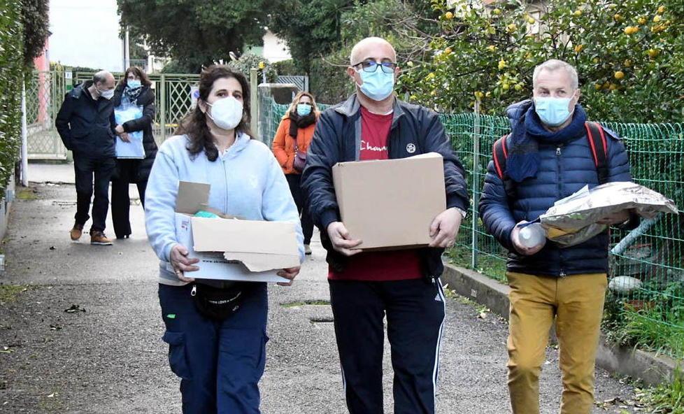 Il 1° gennaio somministrazioni a chi lavora con i positivi