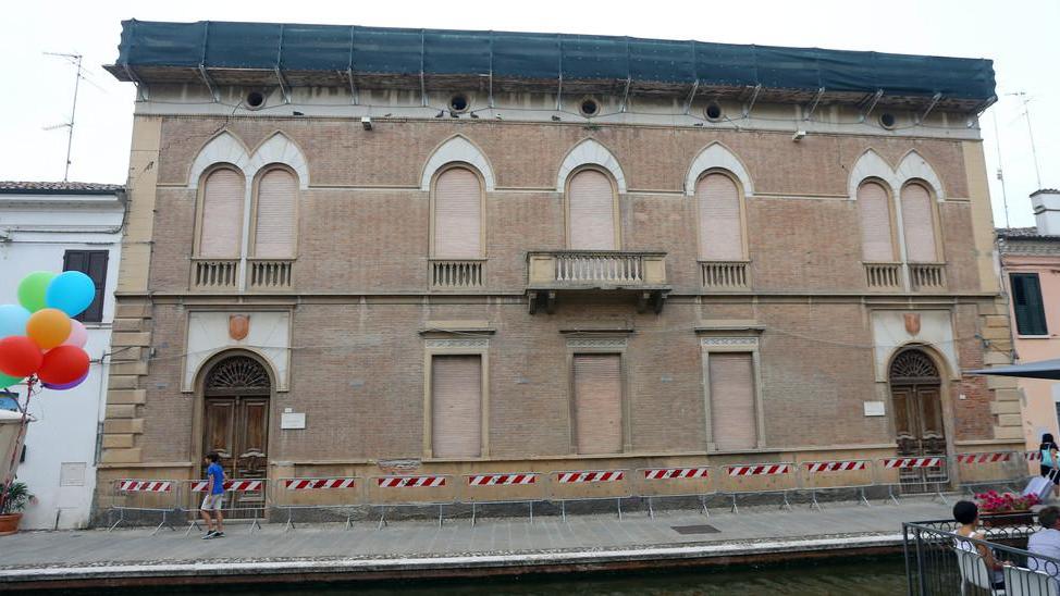 Palazzo delle Saline è in vendita La mossa di Clara spiazza tutti