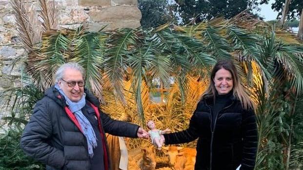 Rubata la statua di Gesù dal presepe alla Torre Matilde