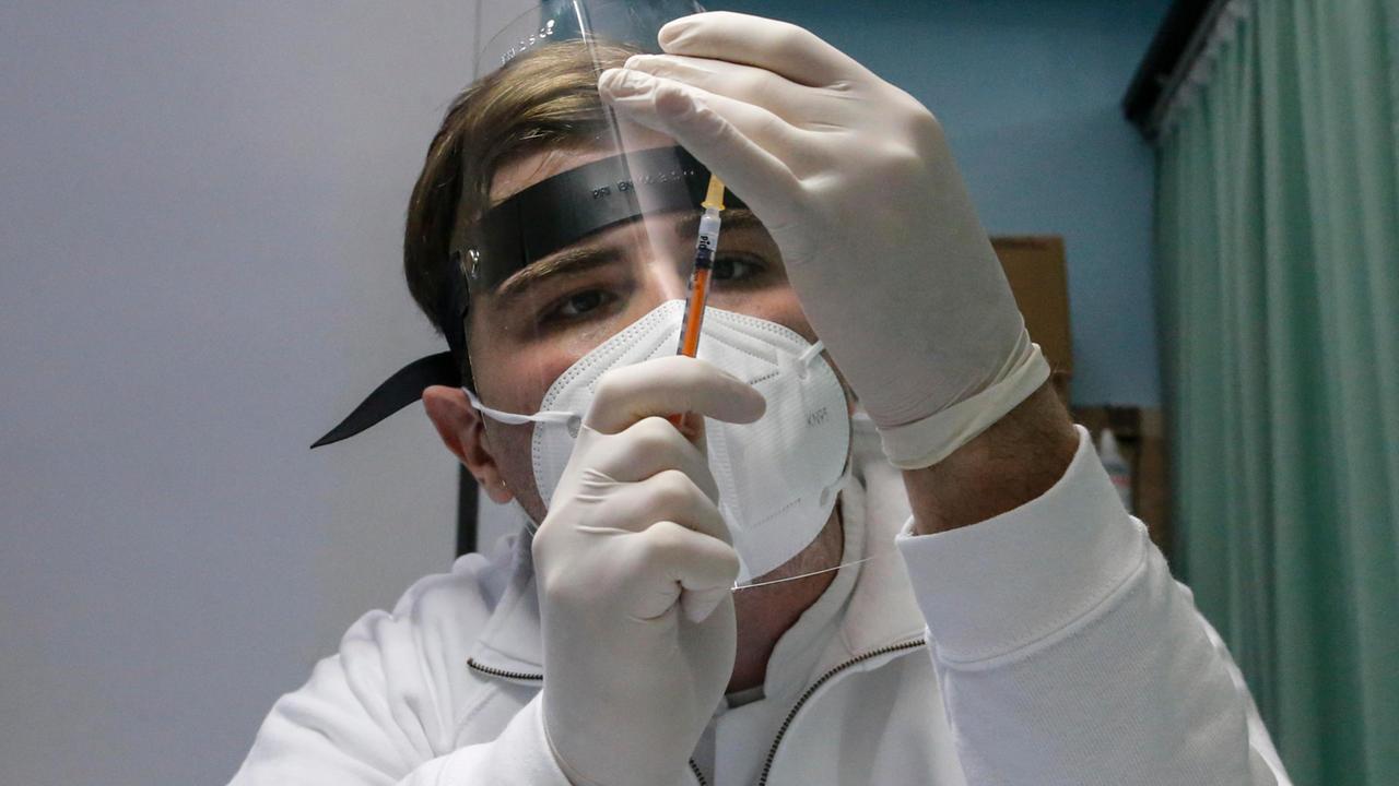 Coronavirus, cinque morti e 276 nuovi positivi in provincia di Reggio Emilia