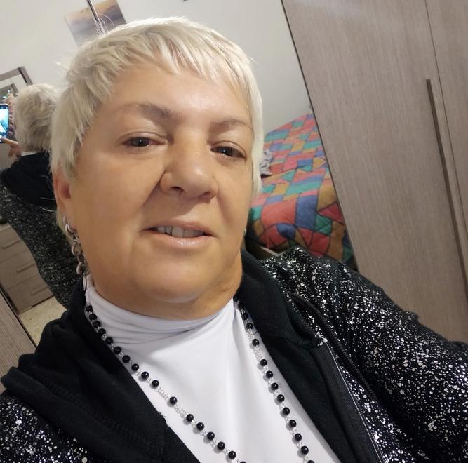 Autopsia per Katia, morta a Capodanno. Il fratello ascoltato per un’ora e mezza 