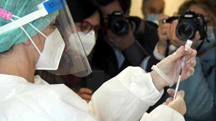 Da ieri somministrazioni al Noa e dal 4 a Fivizzano e Pontremoli