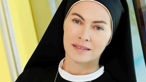 Il ritorno di Suor Angela eroina fragile e coraggiosa