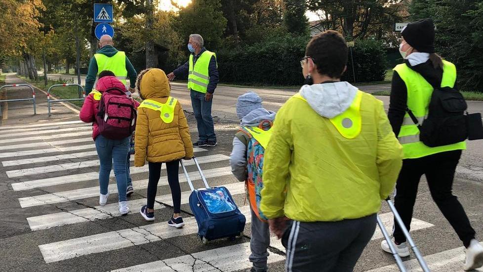 Servizio Piedibus per le scuole Fratelli d’Italia all’attacco