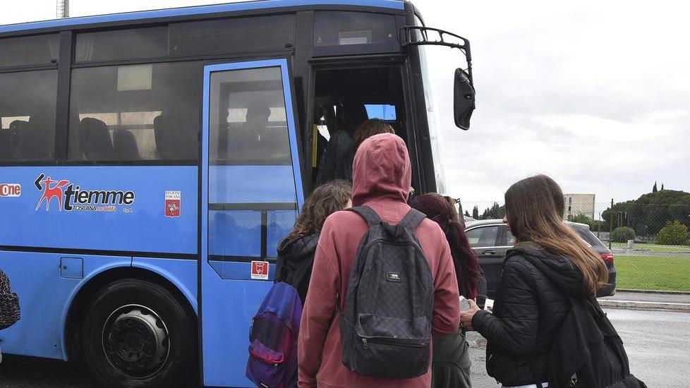 Dal 7 gennaio trentasei autobus in più per gli studenti delle scuole superiori