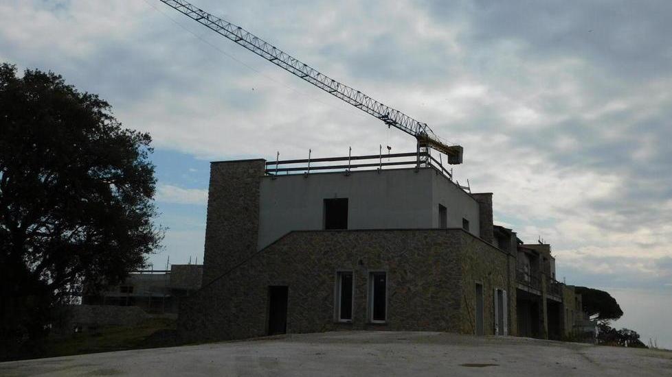 La Lega: «Hotel David, operazione sfavorevole e dannosa per il Comune»