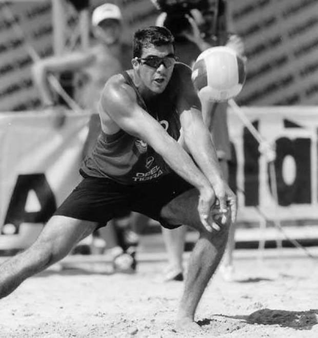 Azzurro di beach volley e baseball Pimponi, una carriera da record
