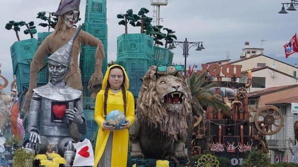 Carnevale di Viareggio 2021, si va verso un rinvio a metà di settembre