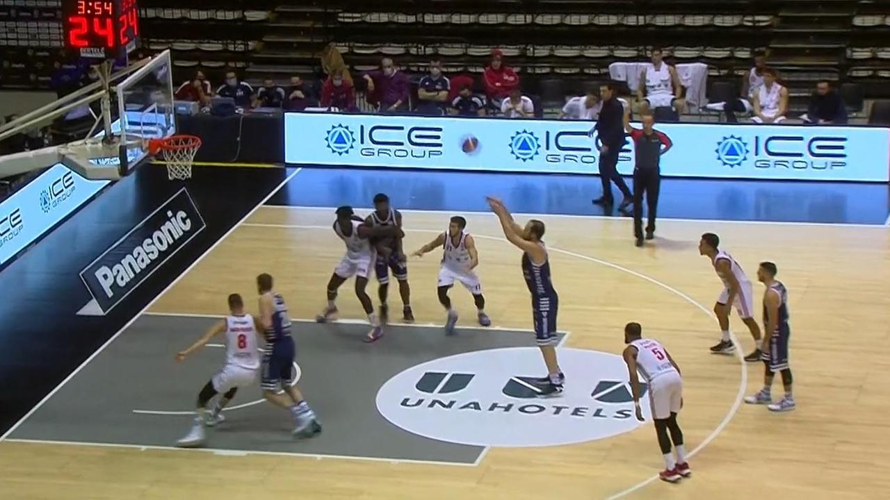 Basket, colpo Dinamo a Reggio: Final Eight in cassaforte