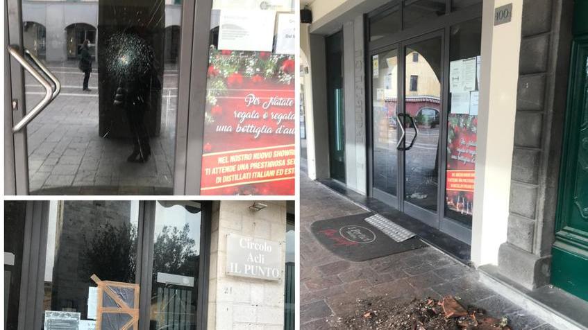 Altro raid dei vandali in centro: dopo il rogo di Capodanno, danni a circolo e bar