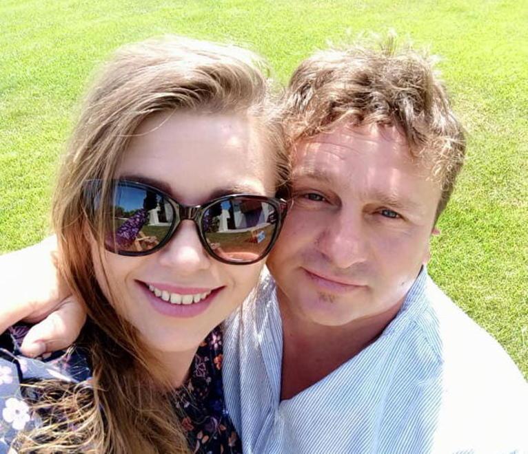Elena Madalina Luminita con il marito, e suo assassino, Adrian