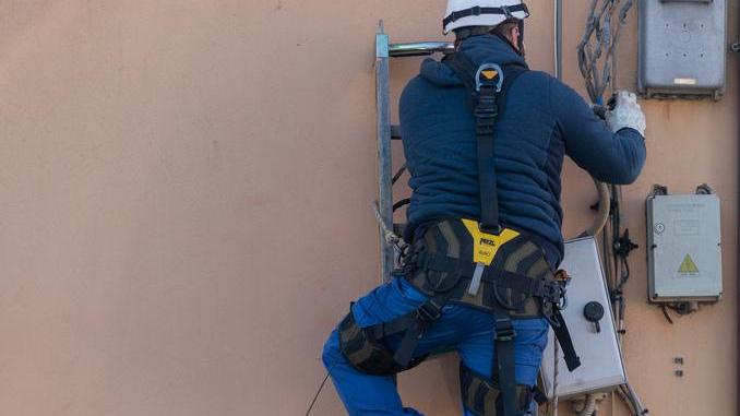 La Uil esulta: «Da Enel piano assunzioni»