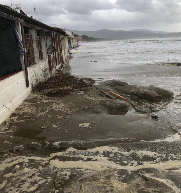 Mareggiata: sopralluogo di Marras e Spadi a Follonica 