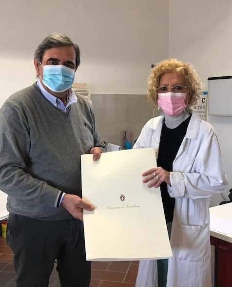 La dottoressa Bini in pensione L’omaggio della comunità 