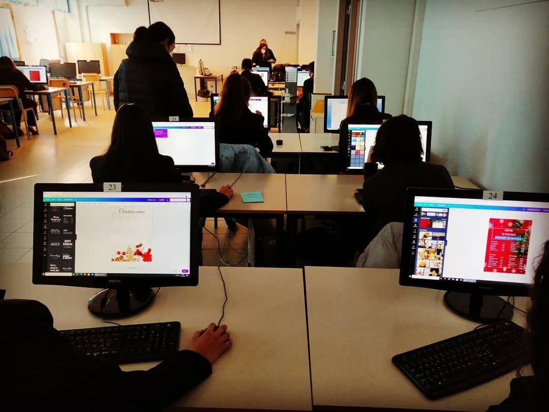 Una lezione in laboratorio all'istituto alberghiero Datini