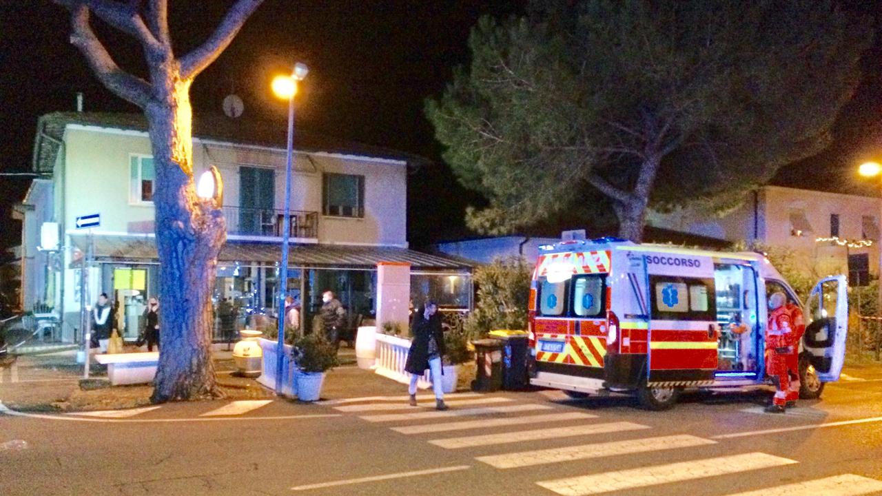 Negoziante investito e ucciso a Cecina, arrestato cuoco di 24 anni: «Era positivo a cocaina e hashish»