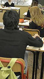 Da oggi le iscrizioni a scuola: si fa tutto online 
