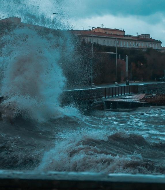 Il maltempo non si ferma: temporali e allerta gialla a Livorno anche martedì 5 gennaio 