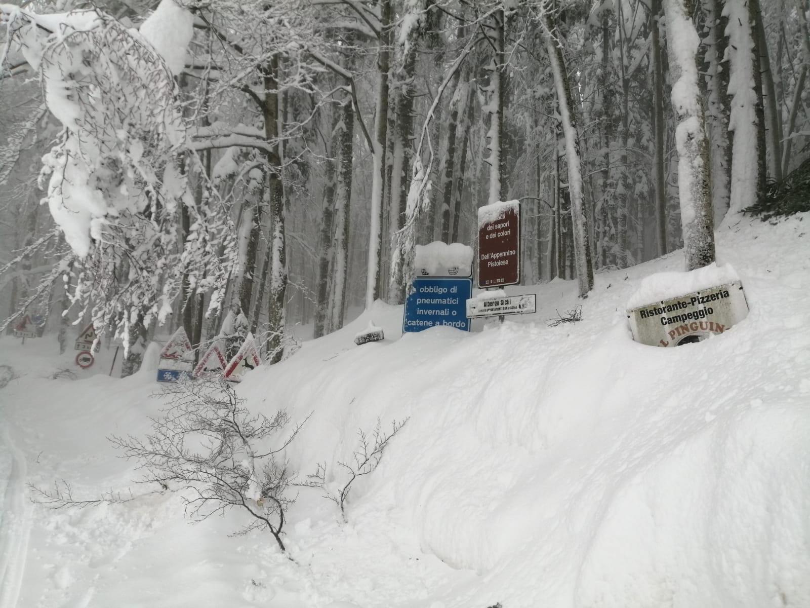 Nevica ancora all'Abetone, allerta arancione fino all'Epifania alle 13 