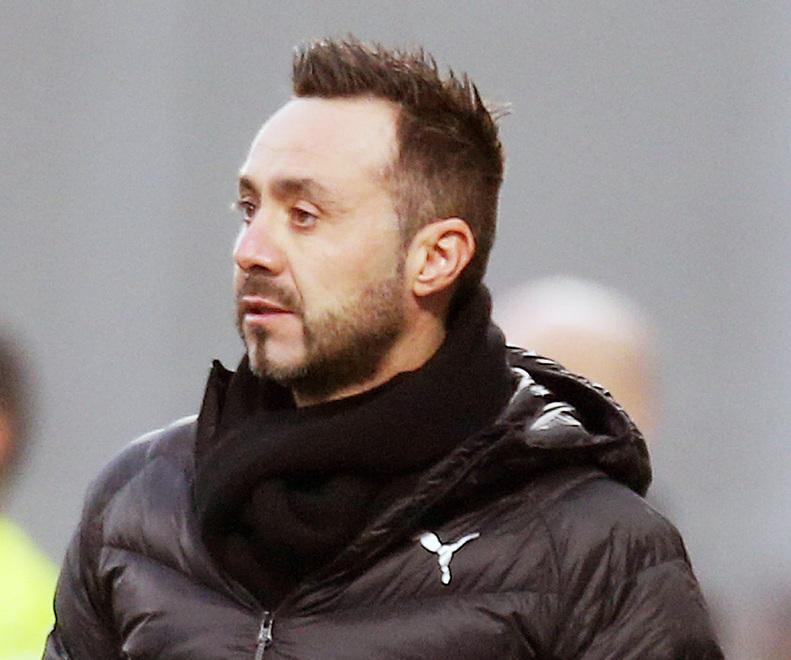 Oggi arriva il Genoa De Zerbi ordina: «Sassuolo, devi rialzarti subito» 