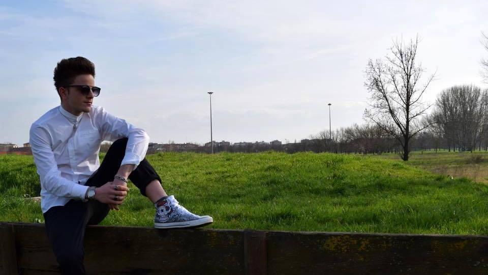 Il ricordo di Alex Bonucchi. La fidanzata, il calcio, il pub «Sarai sempre con noi»