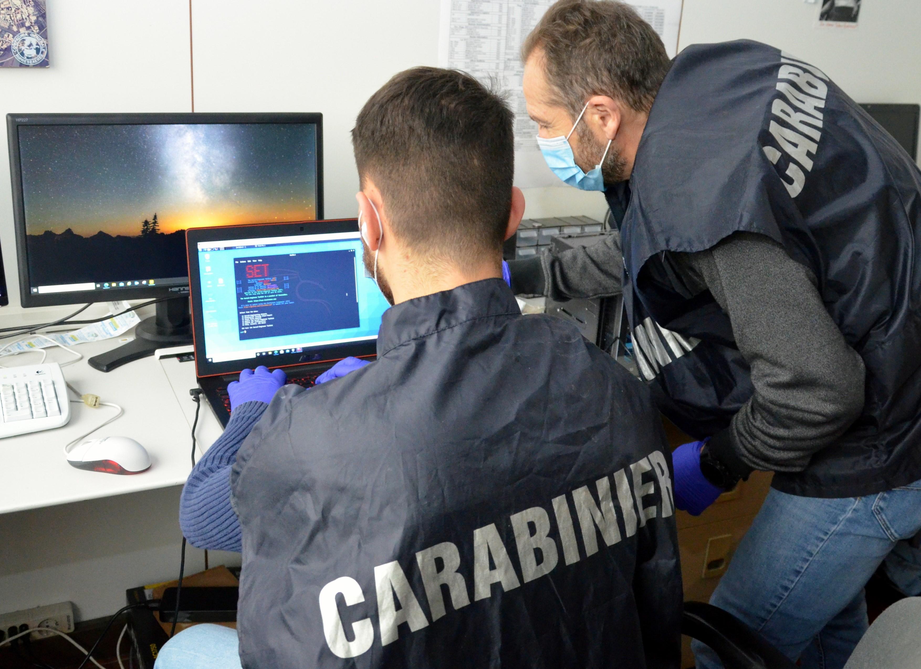 Comacchio, 27enne truffato online: scoperti i responsabili