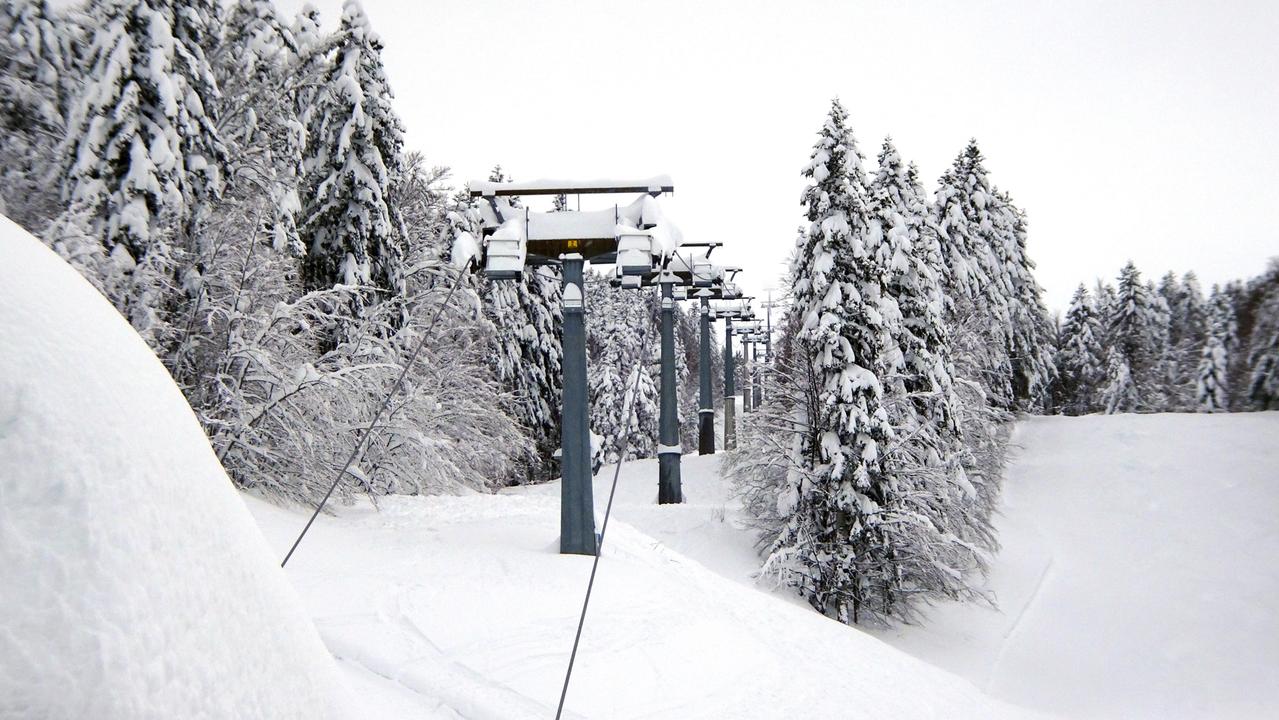 Maltempo, gravi disagi sull'Abetone e in Garfagnana. Nevica anche in collina. Allerta prolungata fino al 7 gennaio