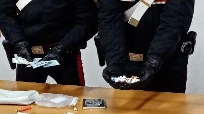 Fermati con la cocaina a Luni Arrestata una giovane coppia