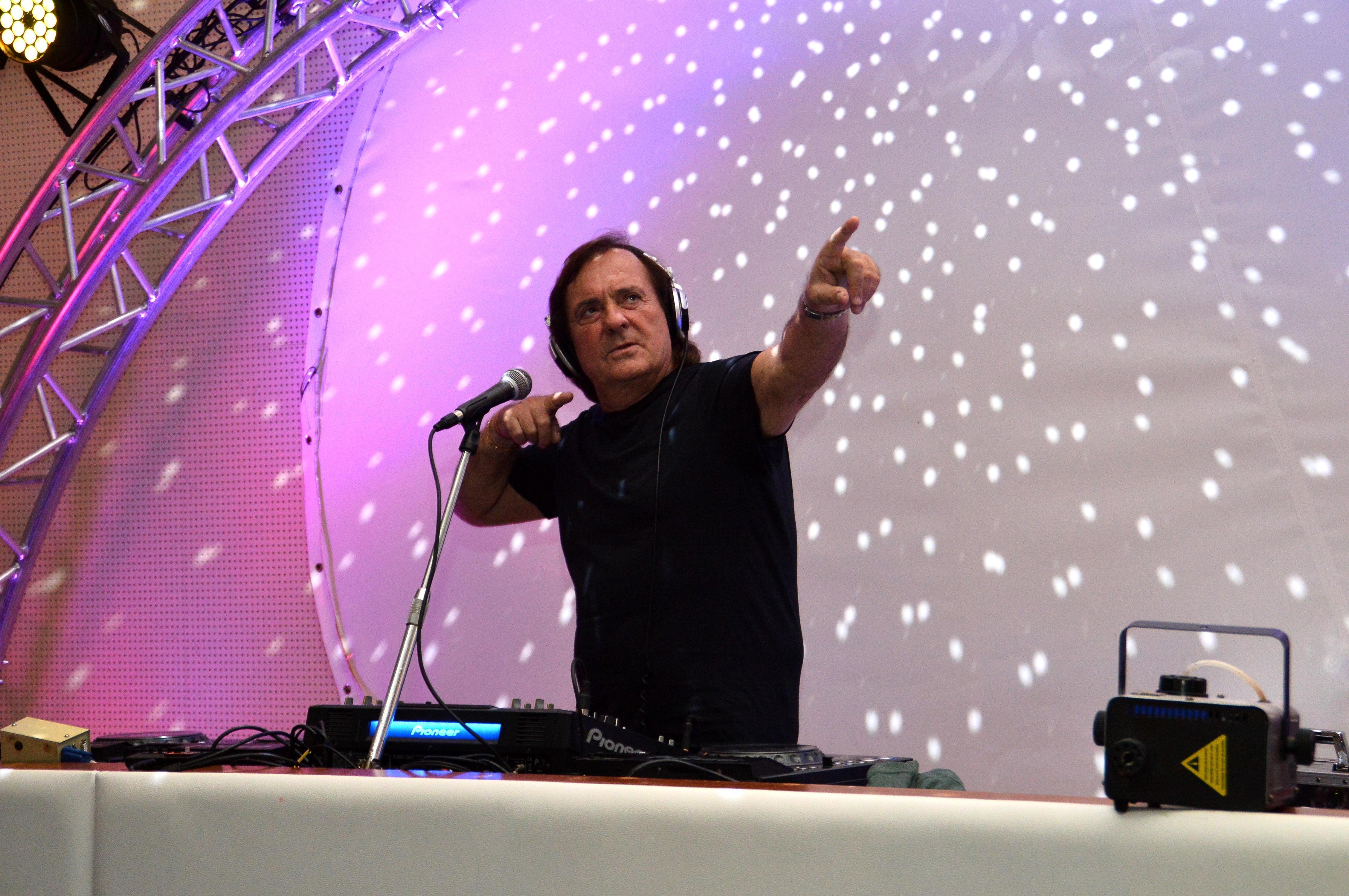 Morto il dj Riccardo Cioni, con lui se ne va un'epoca 