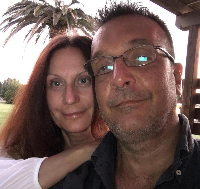 Colletta in nome della moglie morta di cancro: «Il mare è fatto di gocce, aiutiamo la ricerca» 