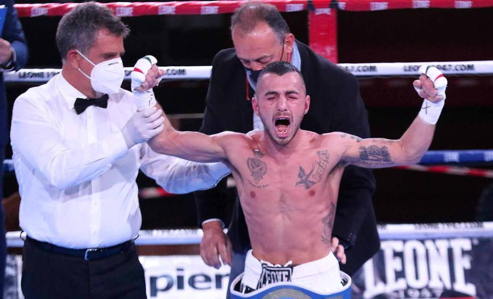 Tremila euro per meriti sportivi dal Comune alla Pugilistica