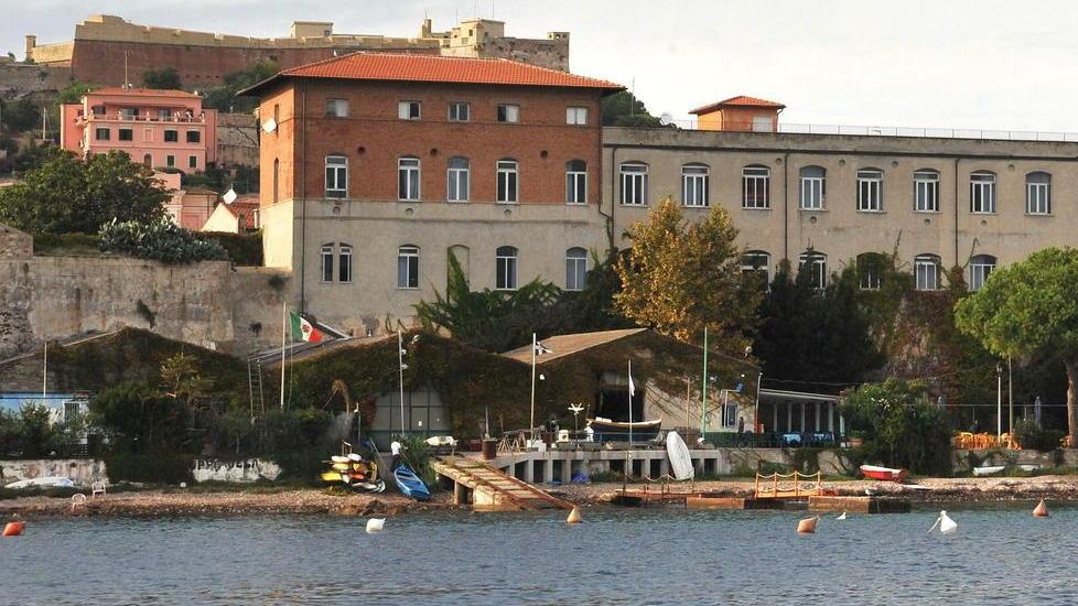 «Vogliamo tornare in aula, non è la scuola a far correre il virus»