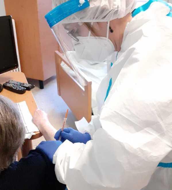L’arrivo delle fiale per ospiti e operatori