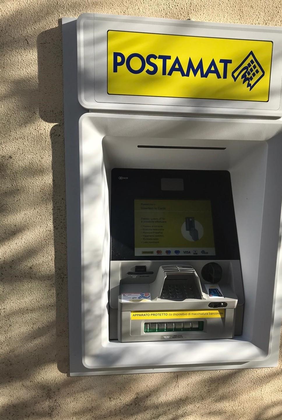 Dopo il restyling interno riapre l’ufficio postale