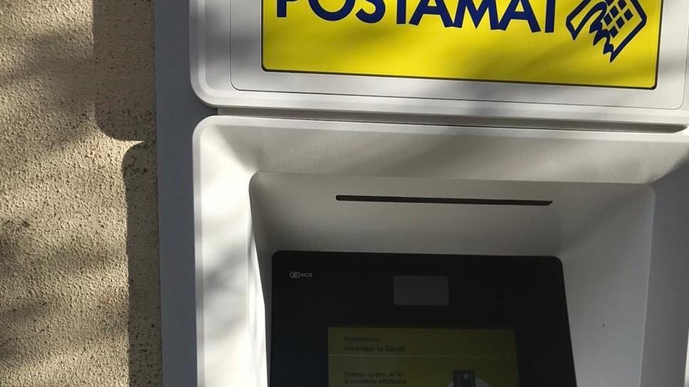 Dopo il restyling interno riapre l’ufficio postale