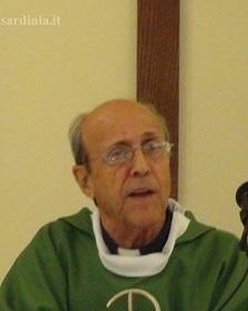 Muore a 82 anni l’ex cappellano militare don Luigi Balloi