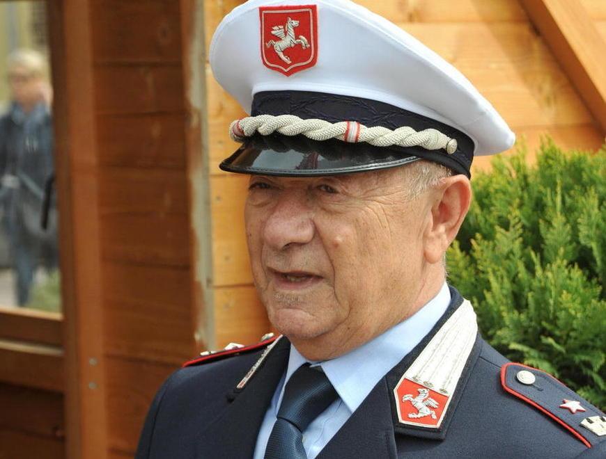 Un anno da comandante senza prendere lo stipendio 