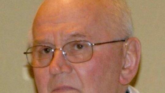 Oggi l’addio a don Ideo sacerdote e infermiere